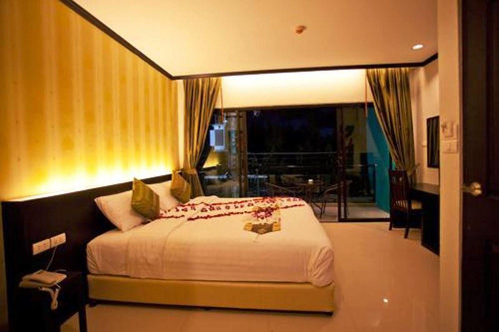 Kata Green Beach Hotel Eksteriør billede